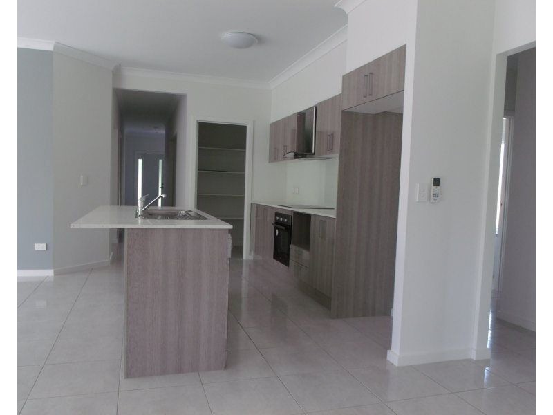 3 Iluka Close, Mission Beach QLD 4852