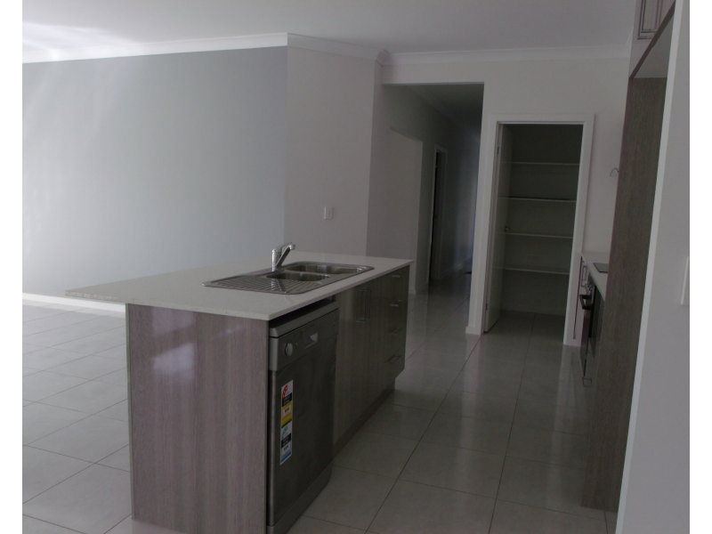 3 Iluka Close, Mission Beach QLD 4852