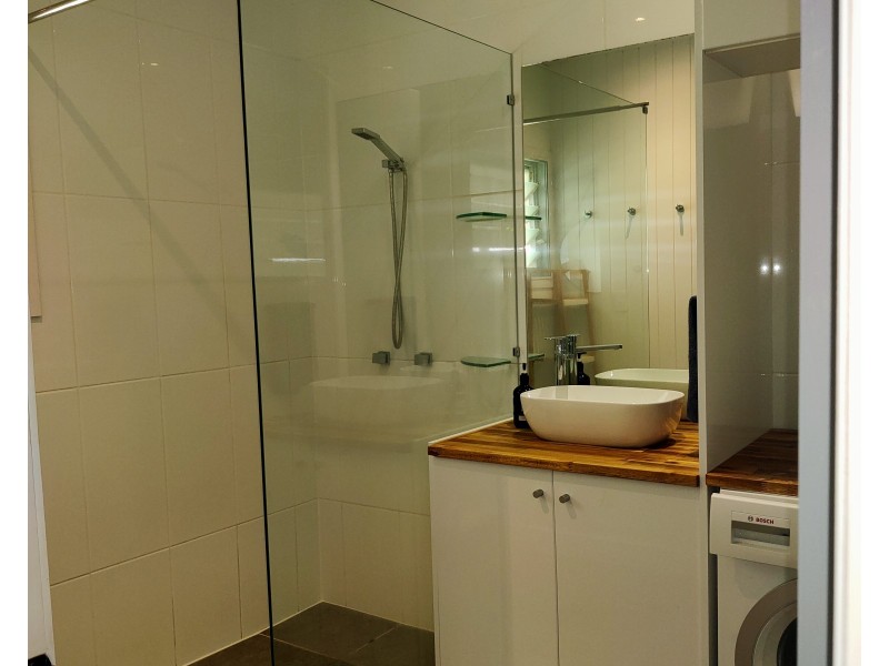 7 Southward St, Mission Beach QLD 4852