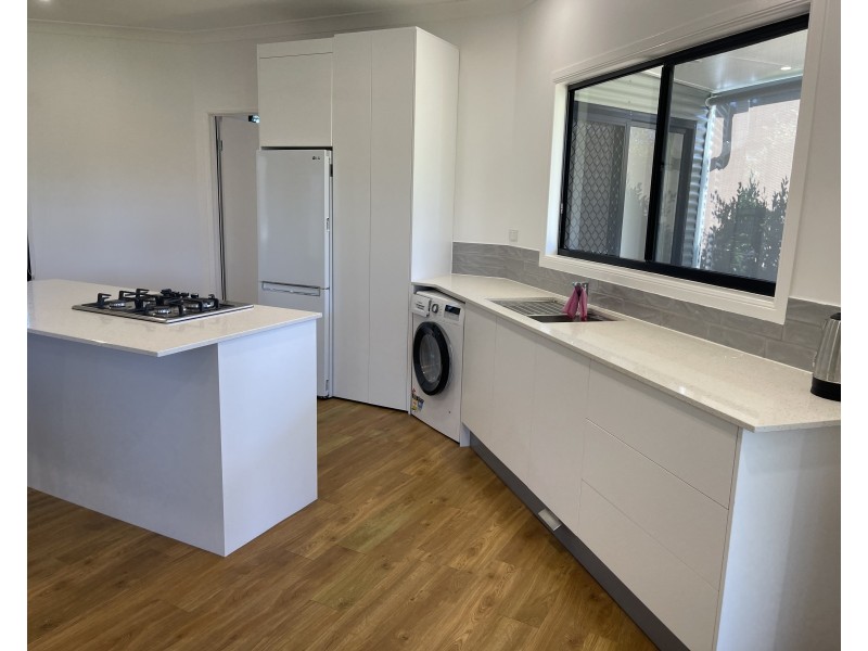 4A Cutten St, Bingil Bay QLD 4852