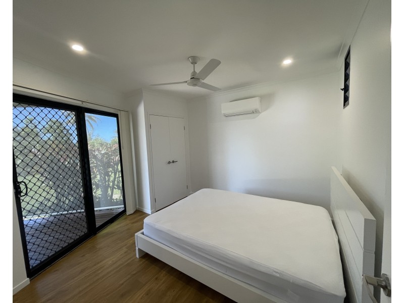 4A Cutten St, Bingil Bay QLD 4852