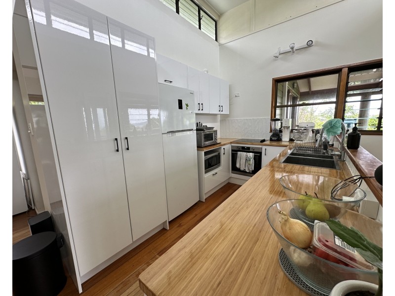 Villa 1/2 Admiralty Street, South Mission Beach QLD 4852