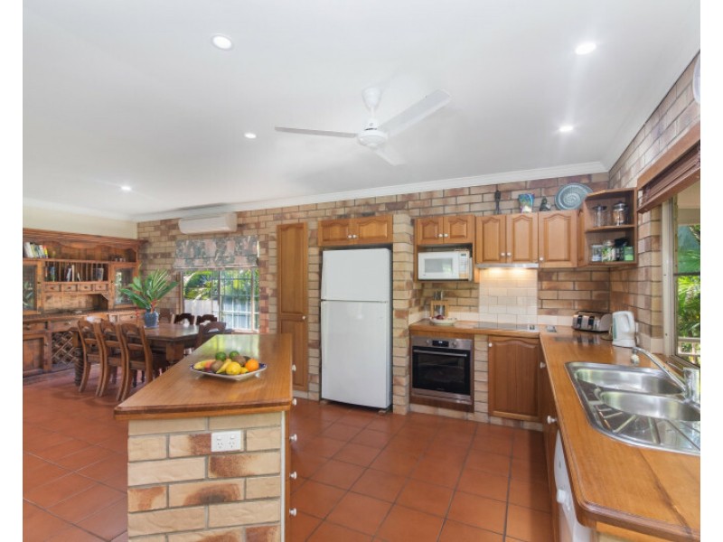 92 Porter Promenade, Mission Beach QLD 4852
