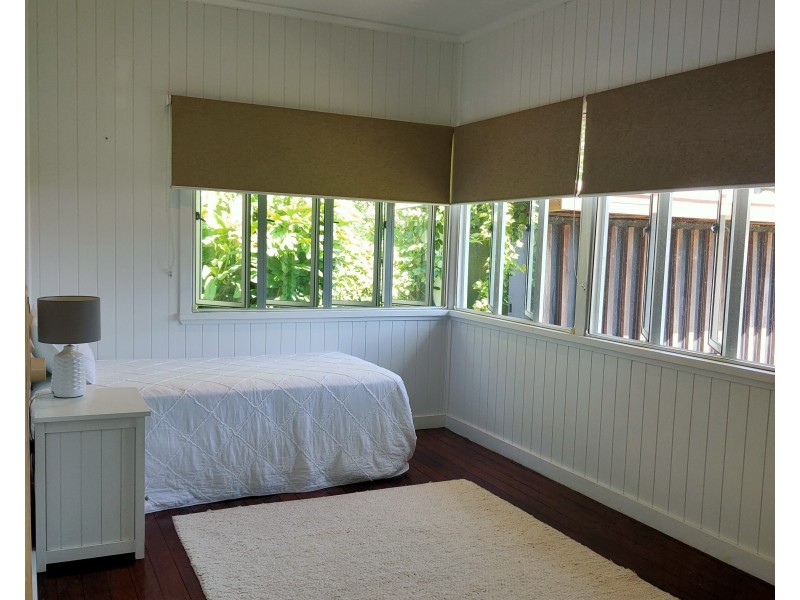 7 Southward St, Mission Beach QLD 4852