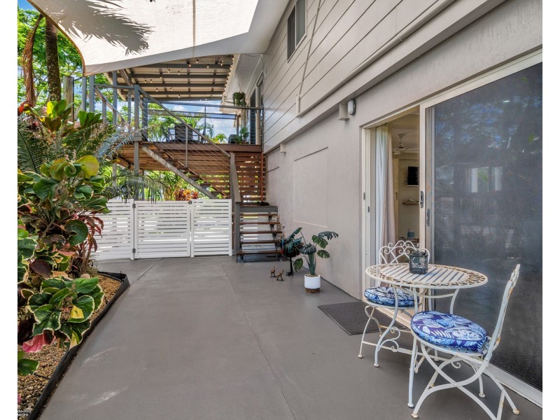 7 Pacific Parade, Mission Beach QLD 4852
