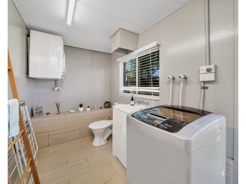 7 Pacific Parade, Mission Beach QLD 4852