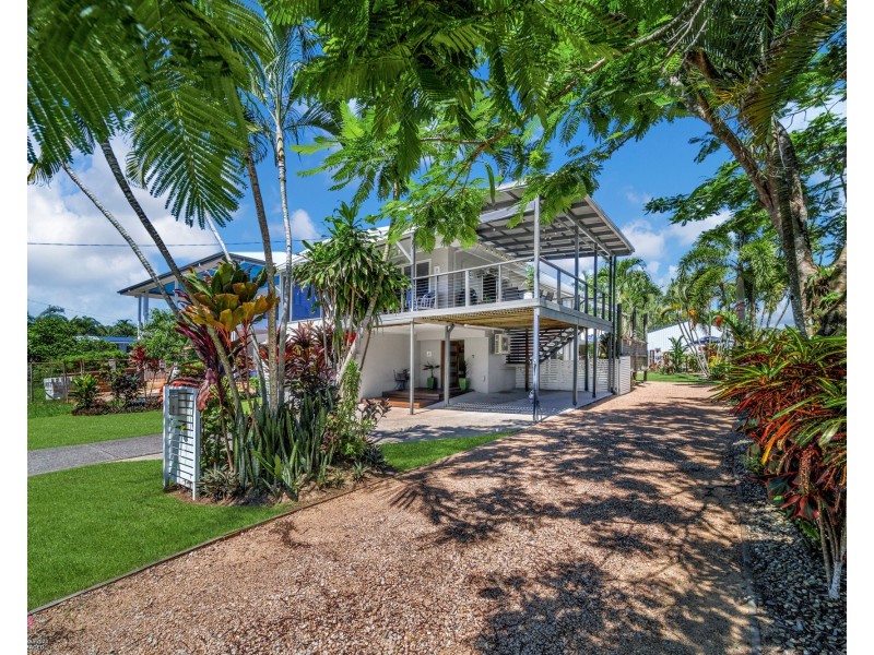 7 Pacific Parade, Mission Beach QLD 4852