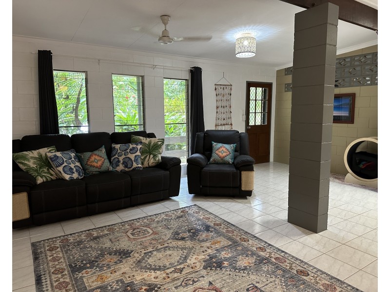 26 Webb Ct, Bingil Bay QLD 4852