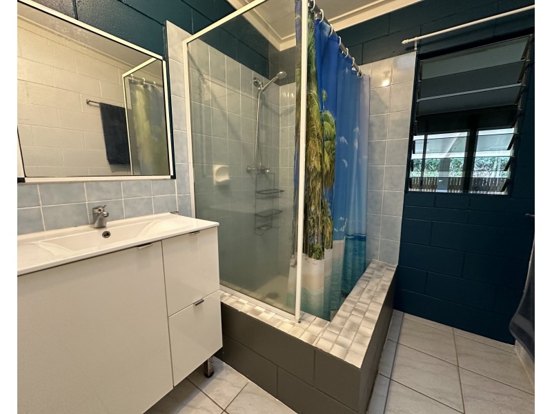 26 Webb Ct, Bingil Bay QLD 4852