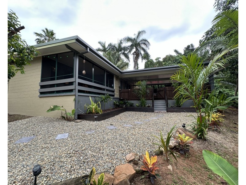 26 Webb Ct, Bingil Bay QLD 4852