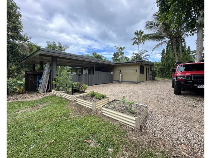 26 Webb Ct, Bingil Bay QLD 4852