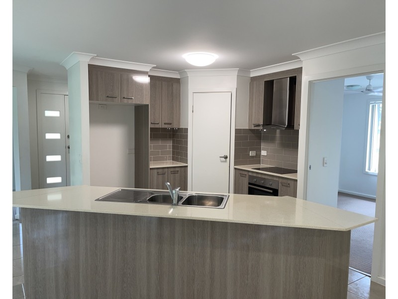 46 Shelly Court, Mission Beach QLD 4852