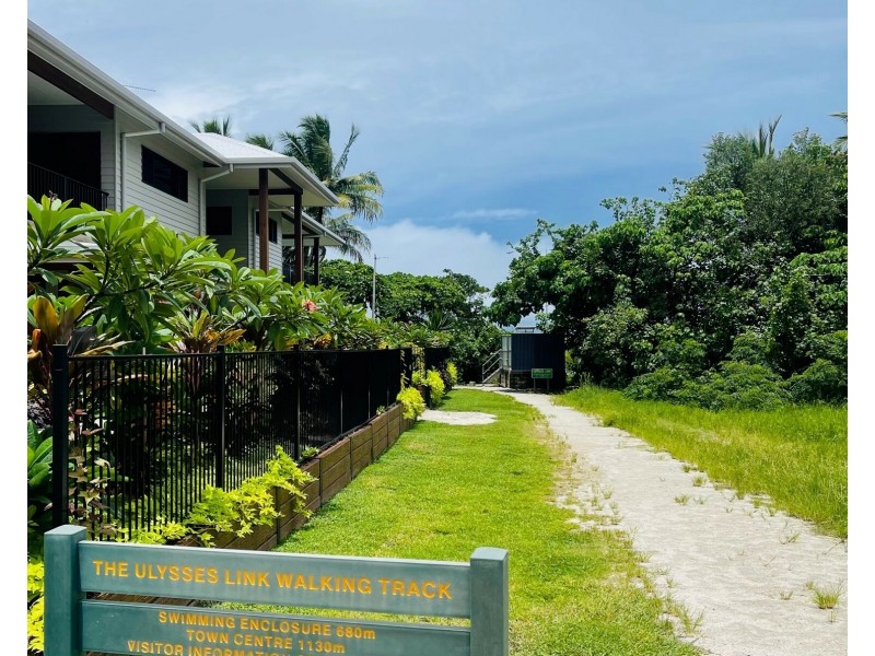 8 Volute Ct, Mission Beach QLD 4852