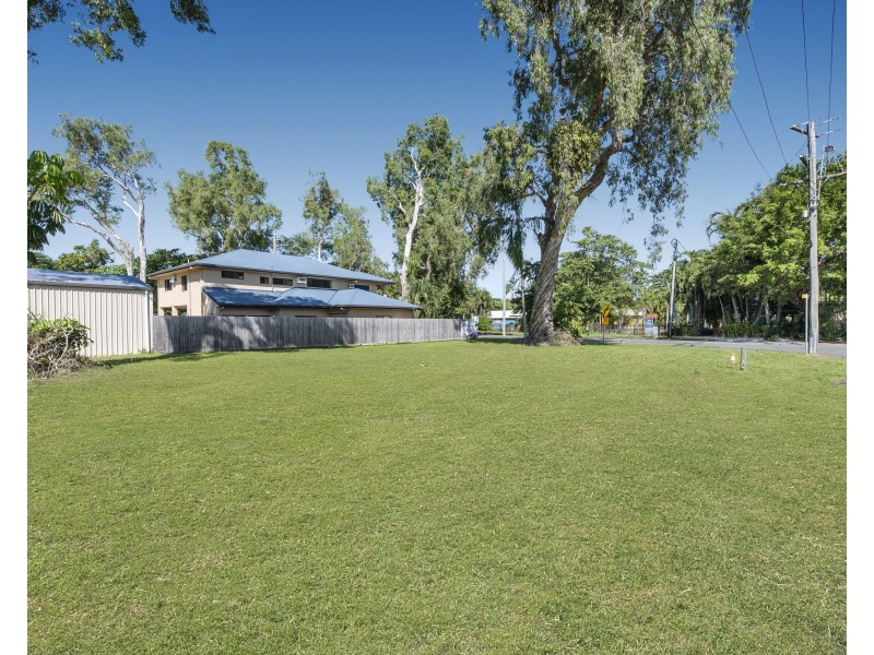 4 Wongaling Beach Rd, Wongaling Beach QLD 4852