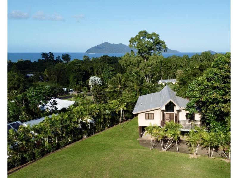 31 Dunkalli Cres, Wongaling Beach QLD 4852