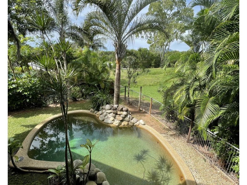 31 Dunkalli Cres, Wongaling Beach QLD 4852