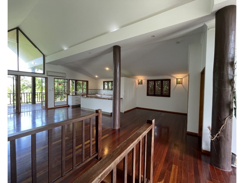 31 Dunkalli Cres, Wongaling Beach QLD 4852