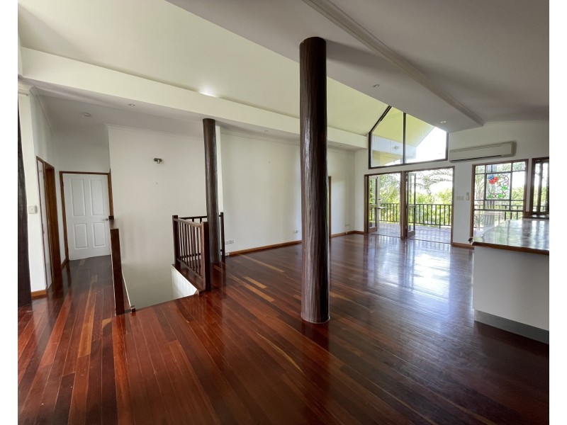 31 Dunkalli Cres, Wongaling Beach QLD 4852