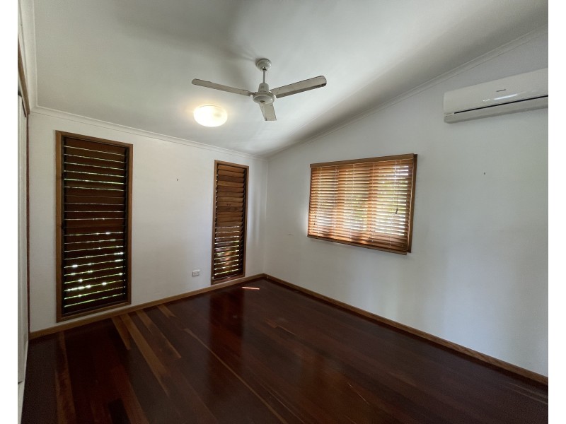 31 Dunkalli Cres, Wongaling Beach QLD 4852