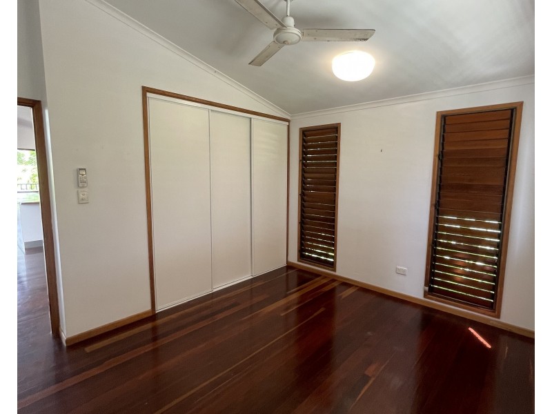 31 Dunkalli Cres, Wongaling Beach QLD 4852