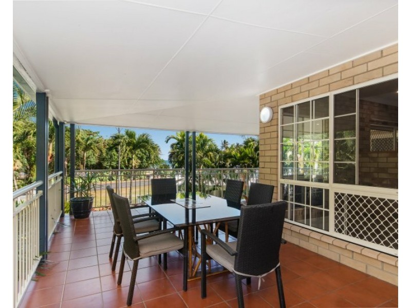 92 Porter Promenade, Mission Beach QLD 4852