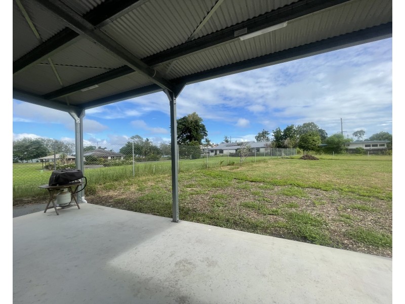 6 Seaview Ct, Wongaling Beach QLD 4852