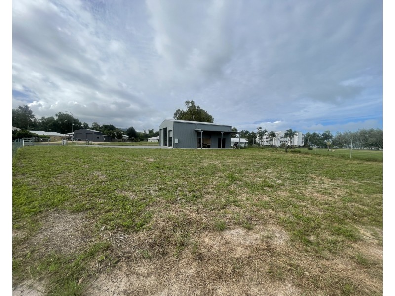 6 Seaview Ct, Wongaling Beach QLD 4852