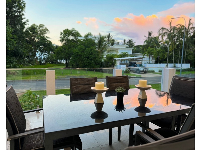 27 Pacific Pde, Mission Beach QLD 4852