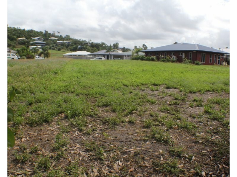 9 Spinnaker Street, South Mission Beach QLD 4852