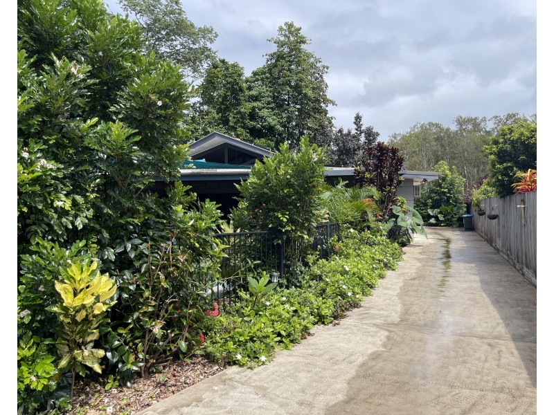 14 Lani Cl, Mission Beach QLD 4852