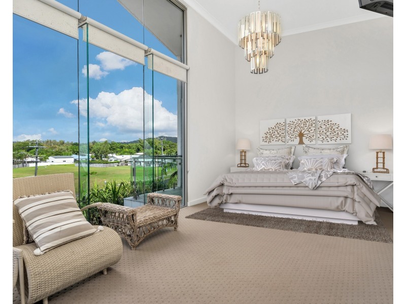 2 Donkin Lane, Mission Beach QLD 4852