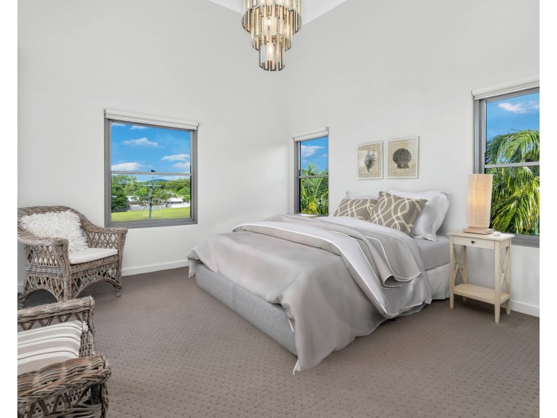 2 Donkin Lane, Mission Beach QLD 4852