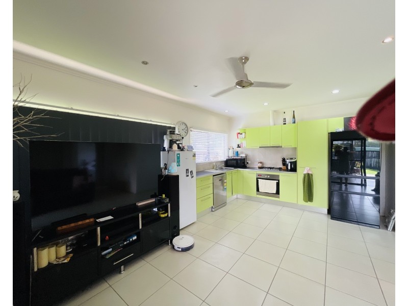 29 Glasgow Street, El Arish QLD 4855