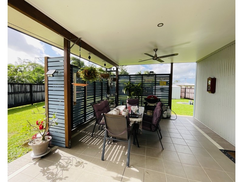 29 Glasgow Street, El Arish QLD 4855