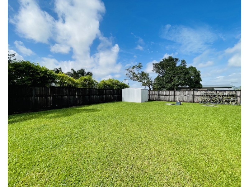 29 Glasgow Street, El Arish QLD 4855