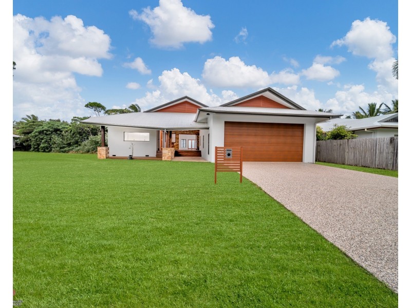 7 Conch St, Mission Beach QLD 4852