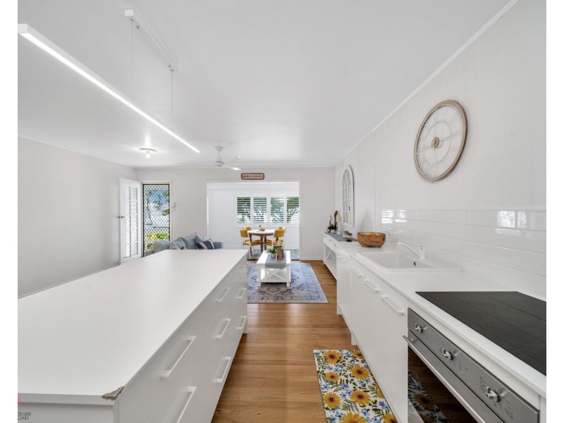 73 Banfield Pde, Wongaling Beach QLD 4852