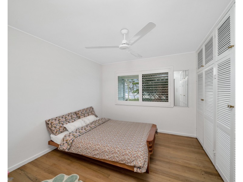 73 Banfield Pde, Wongaling Beach QLD 4852