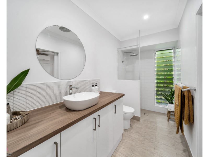 House 1/24 Southward St, Mission Beach QLD 4852