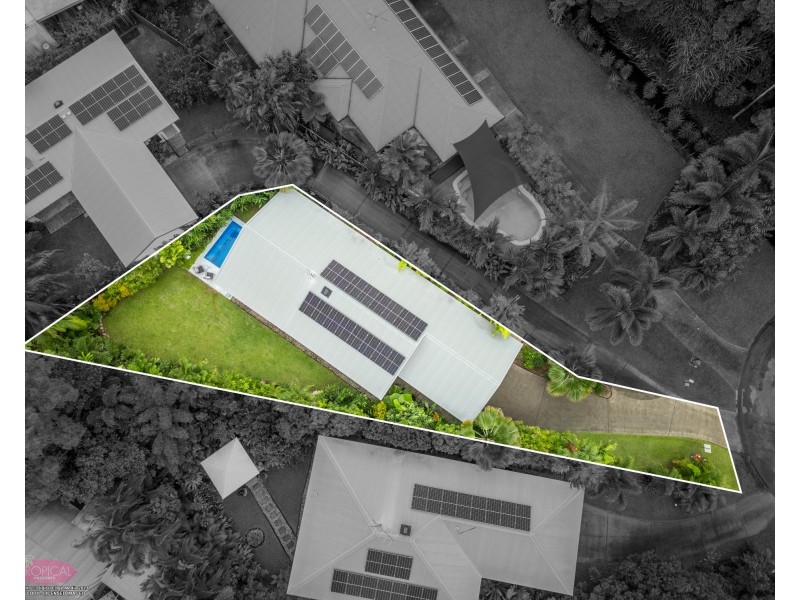 House 1/24 Southward St, Mission Beach QLD 4852