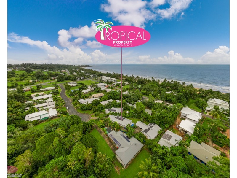 House 1/24 Southward St, Mission Beach QLD 4852