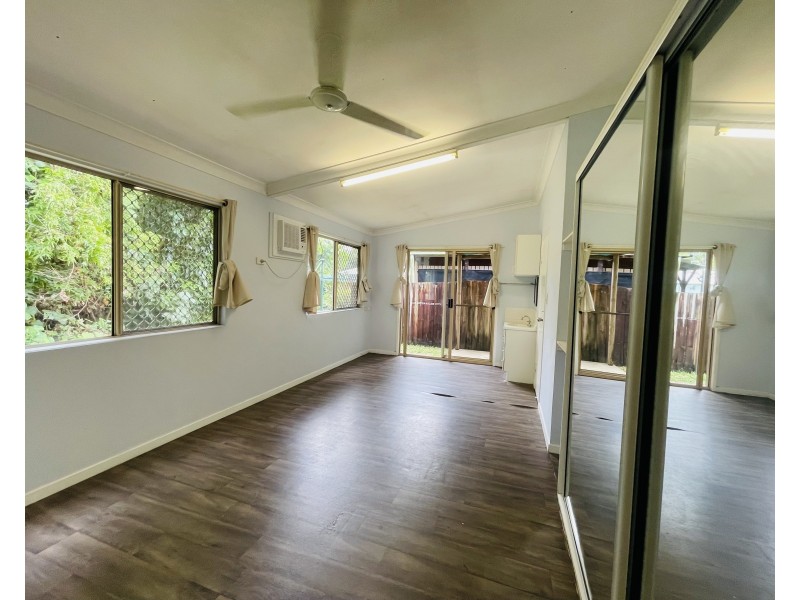 3/52 Conch St, Mission Beach QLD 4852