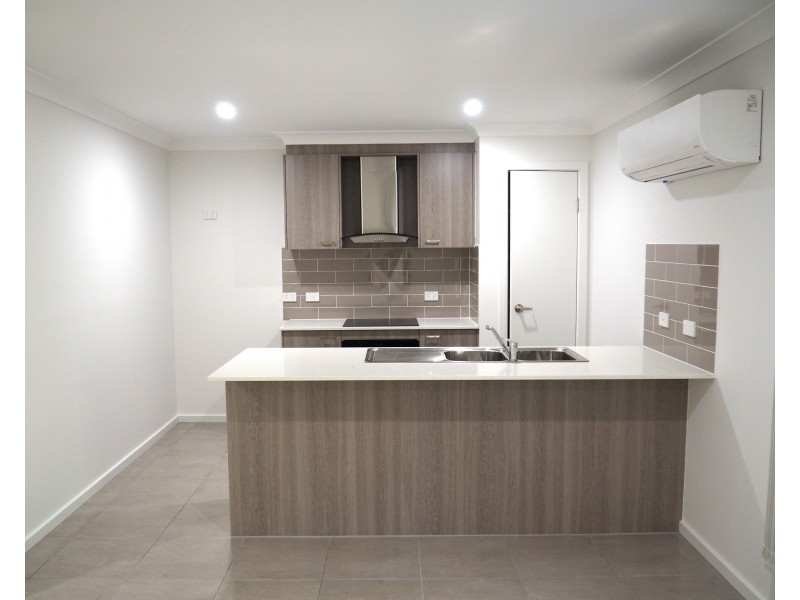 Duplex 1/11 Coralli Close, Mission Beach QLD 4852