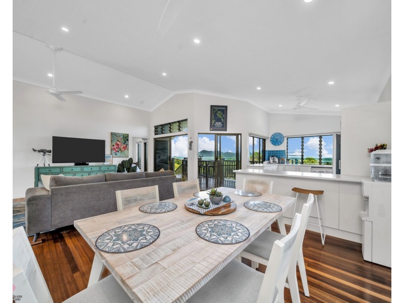 26 Mission Dr, South Mission Beach QLD 4852