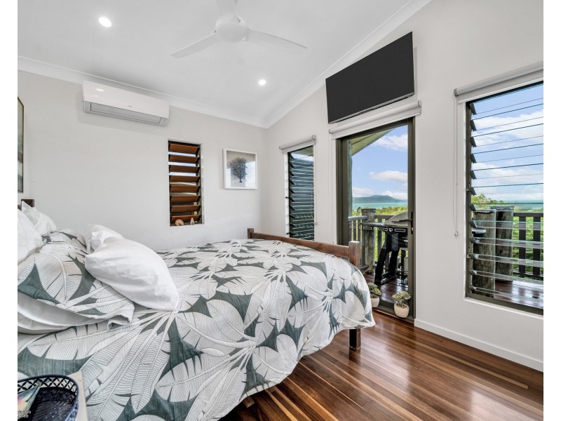 26 Mission Dr, South Mission Beach QLD 4852