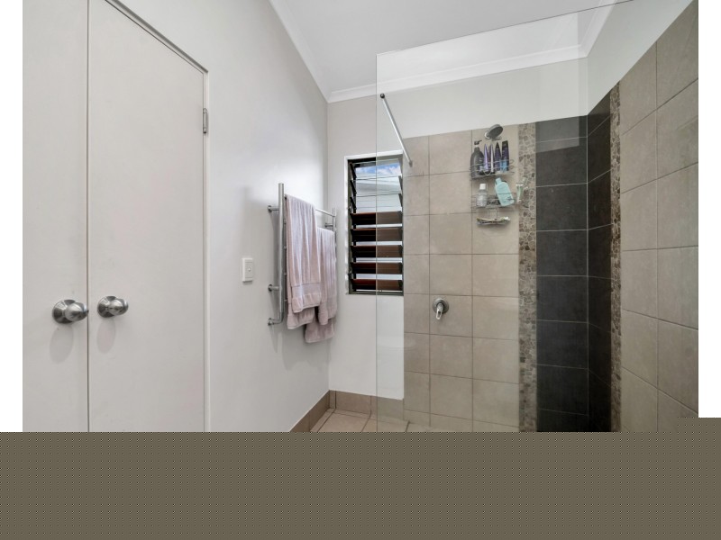 26 Mission Dr, South Mission Beach QLD 4852