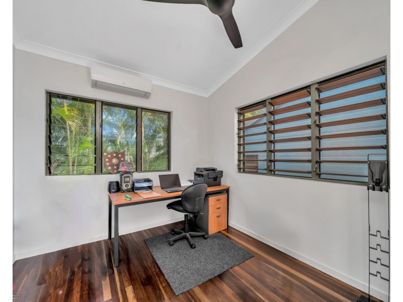 26 Mission Dr, South Mission Beach QLD 4852