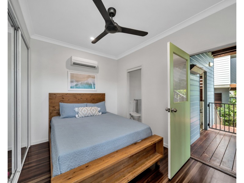 26 Mission Dr, South Mission Beach QLD 4852