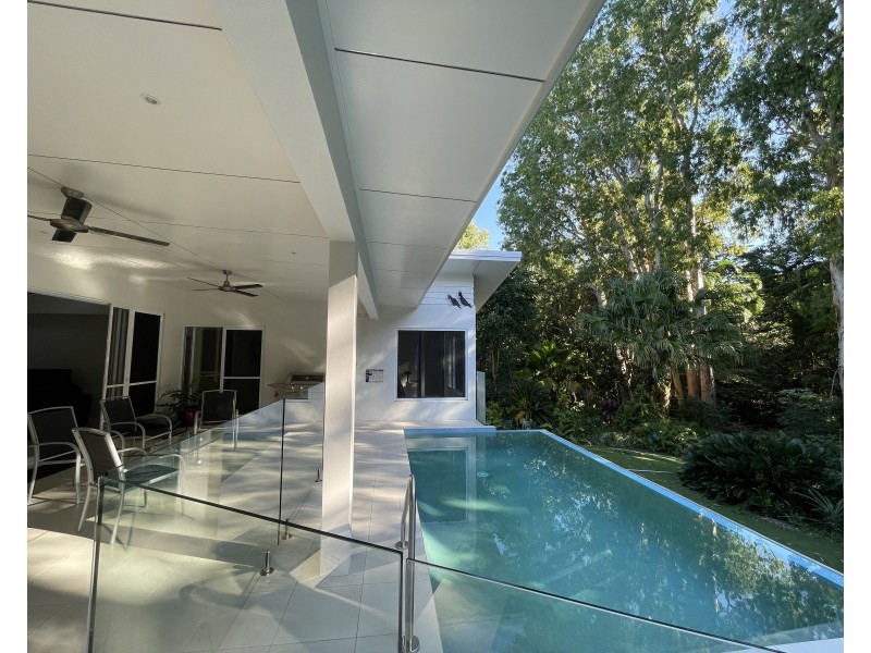 4 Bunting St, Wongaling Beach QLD 4852