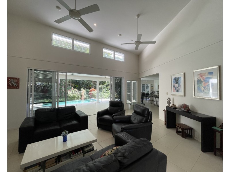 4 Bunting St, Wongaling Beach QLD 4852
